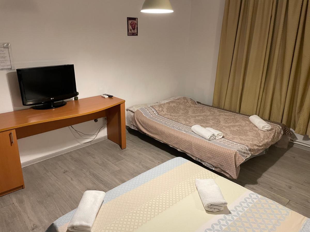 Studio Piata Amzei Nr.1 Bukarest Eksteriør billede