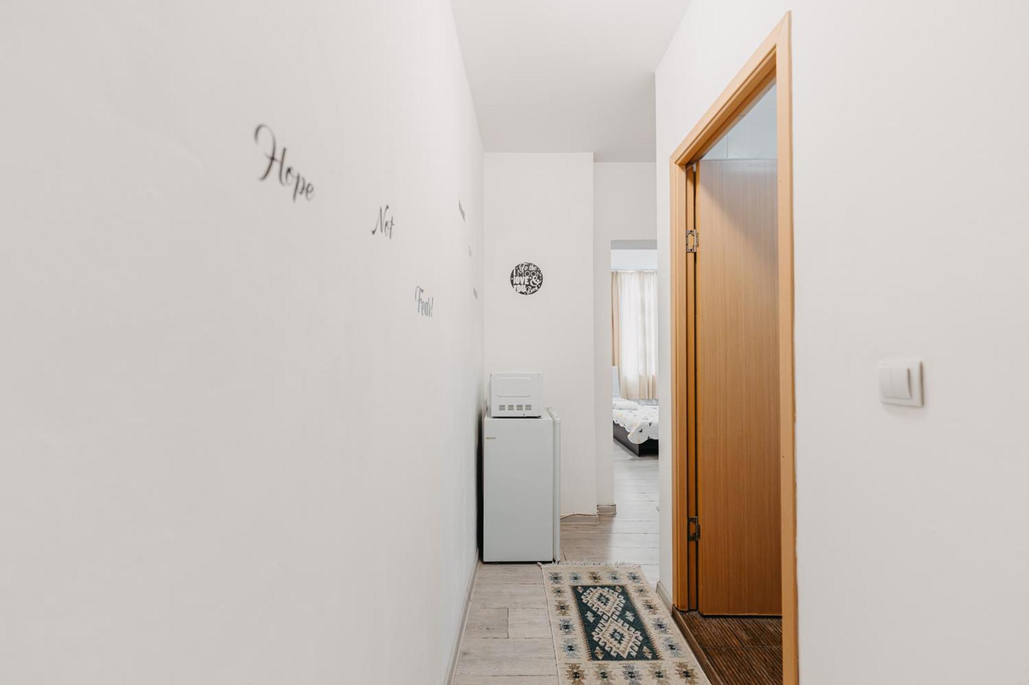 Studio Piata Amzei Nr.1 Bukarest Eksteriør billede